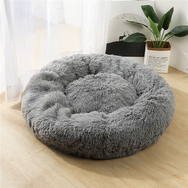 A cozy Grey Cats Bed 